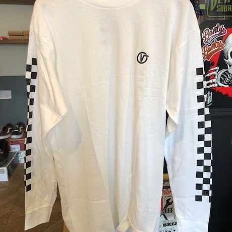 VANS ロングスリーブTシャツ