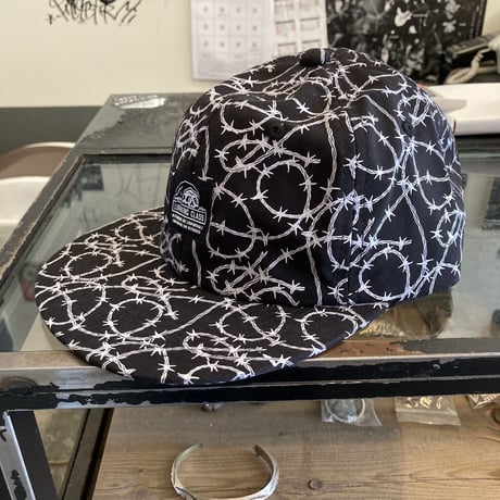 LURKING CLASS BARBED WIRE SNAP CAP