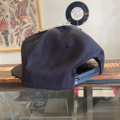 LOSER MACHINE COMPANY CALIFORNIAスナップバックCAP