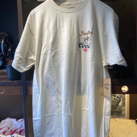 BRIXTON COORS LEGEND Tシャツ