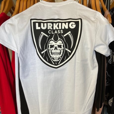 LURKING CLASS SHIELD Tシャツ