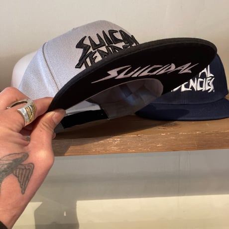 SUICIDALTENDENCIES スナップバックキャップ