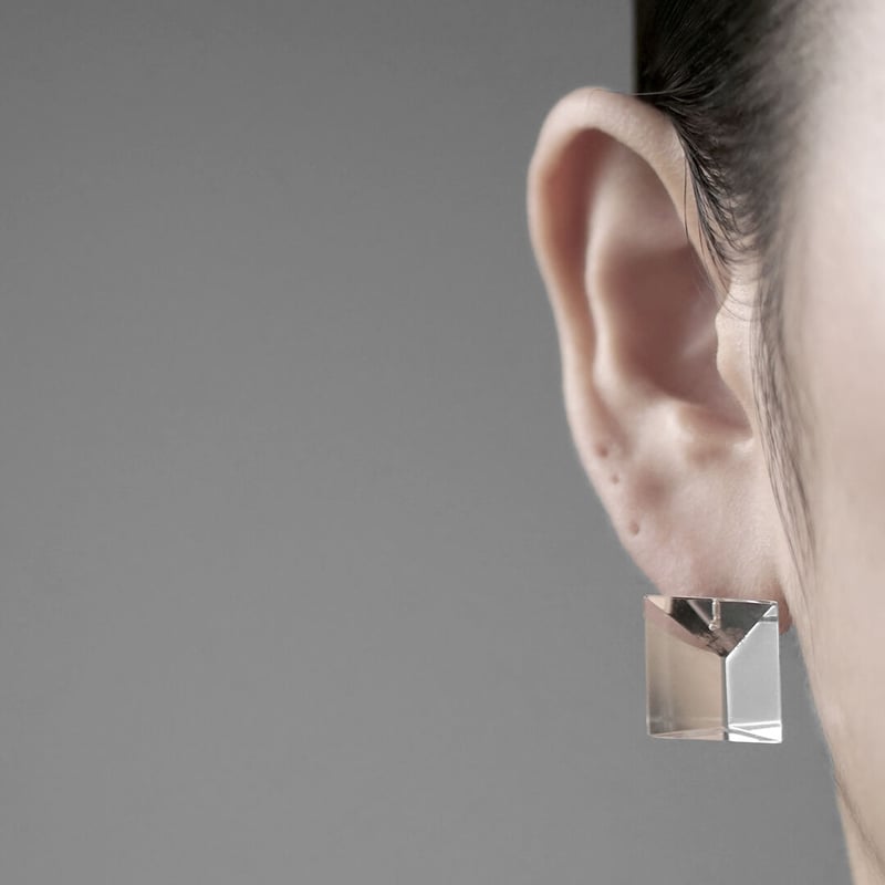 window - Y [S] - earrings | bubun