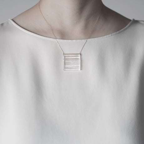 solo - SQUARE [M] - necklace