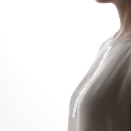 solo - VERTICAL - necklace