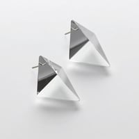 window - Tetrahedron [L] - earrings