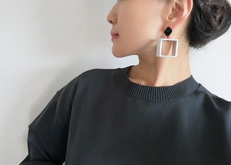 🇬🇷【Christina】3D SQUARE /ピアス