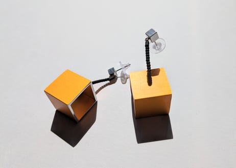🇬🇷【Christina】3D SQUARE mini/ピアス