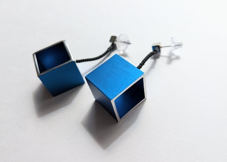 🇬🇷【Christina】3D SQUARE mini/ピアス