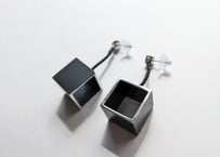 🇬🇷【Christina】3D SQUARE mini/ピアス
