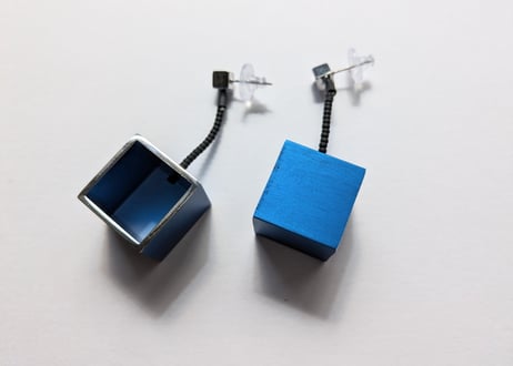 🇬🇷【Christina】3D SQUARE mini/ピアス
