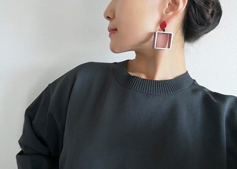 🇬🇷【Christina】3D SQUARE /ピアス