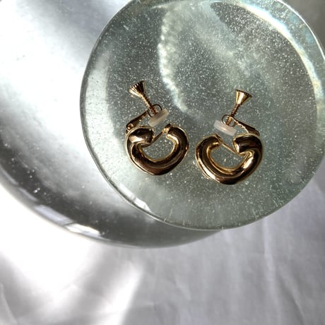 Mimi–earring