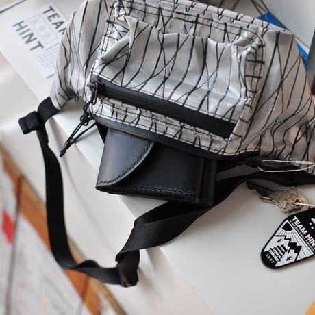 ★  NUME(ヌメ) / COW LEATHER HALF WALLET (BLACK)  ★