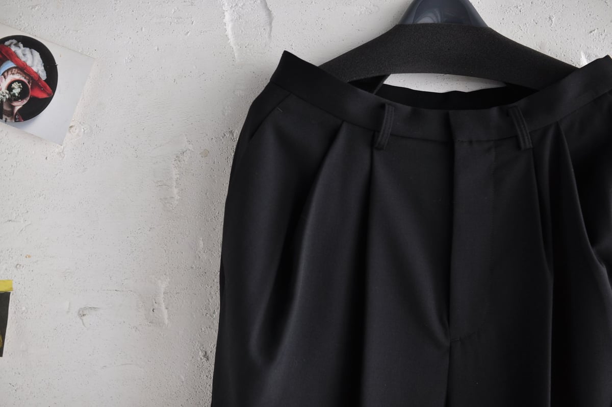 ☆ 20SS / DULCAMARA - よそいきオーバータックパンツ (BLACK) ☆ |