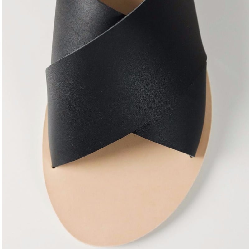 ☆ FAUVEL - FLAT CROSS SANDAL (BLACK) ☆ | Welcom