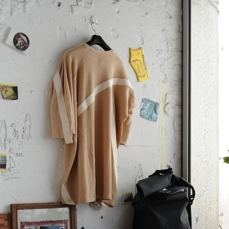 ★ House of the very island's / DECONSTRUCTED T-SHIRT WITH DOLMAN SLEEVES ★