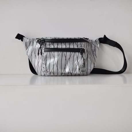 ★ BURLAP OUTFITTER / WAIST BAG (SILVER)★