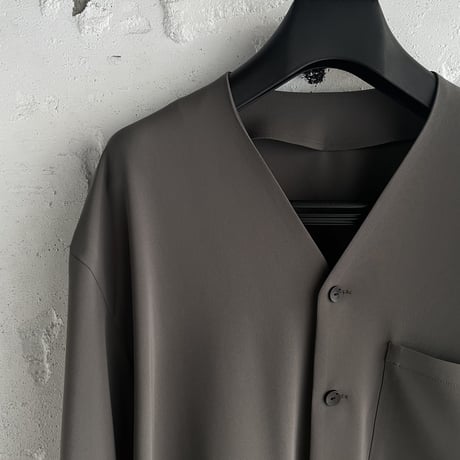 ☆ SS22 / dauerbrenner - HEMDI V SHIRT (KHAKI)☆