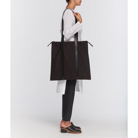 ★ Building Block / Drawstring Tote in Black Crinkle★