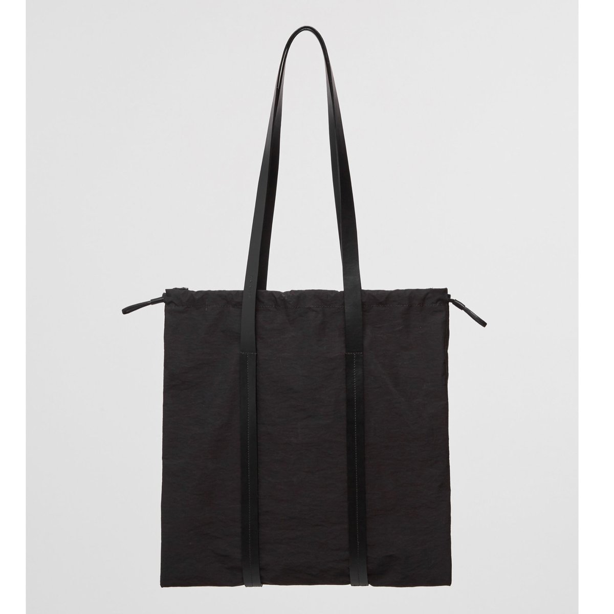 ☆ Building Block / Drawstring Tote in Black Cri
