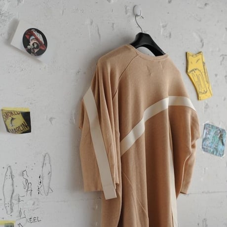 ★ House of the very island's / DECONSTRUCTED T-SHIRT WITH DOLMAN SLEEVES ★