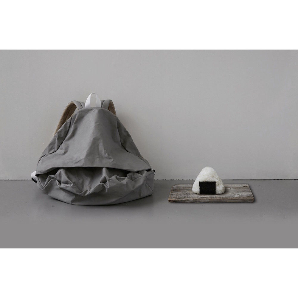 本日価格MACROMAURO（マクロマウロ） TAOS BACKPACK グレー fit=scale-down,w=1200