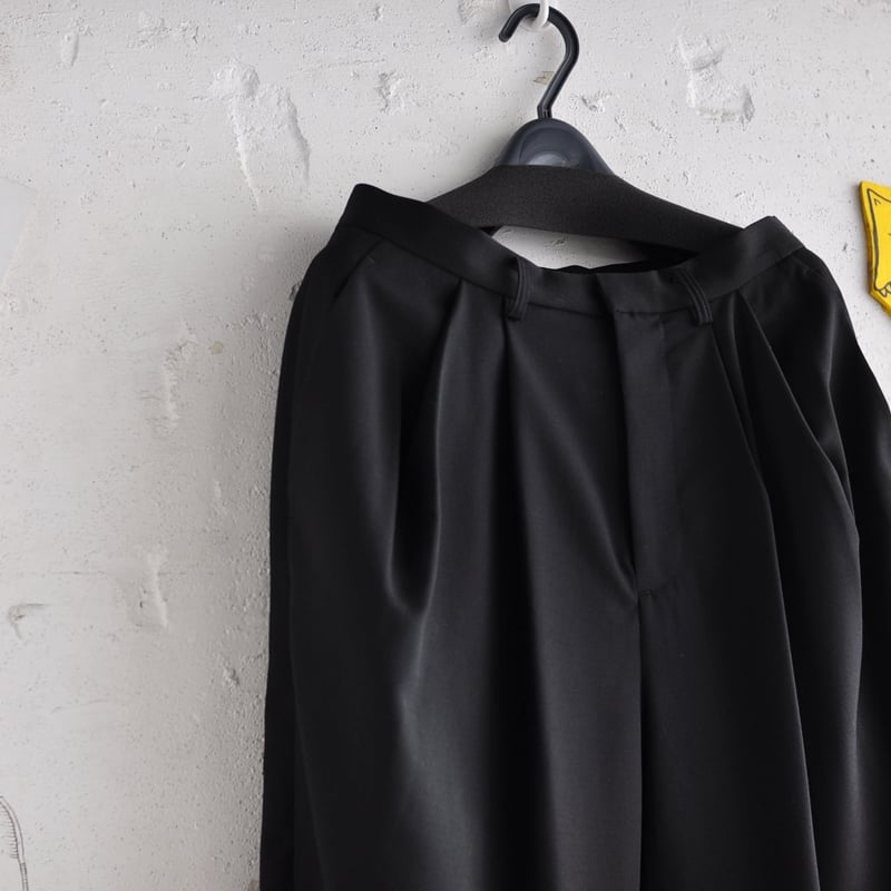 ☆ 20SS / DULCAMARA - よそいきオーバータックパンツ (BLACK) ☆ |