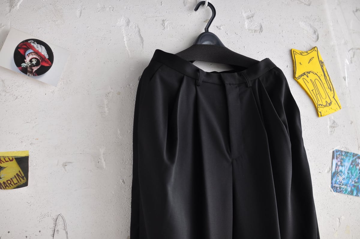 ☆ 20SS / DULCAMARA - よそいきオーバータックパンツ (BLACK) ☆ |