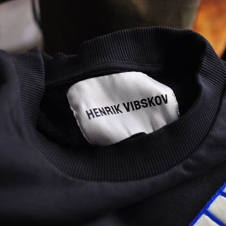 ★ 18AW NEW ! / HENRIK VIBSKOV - SHOULDER TAPE SWEAT (BLACK) ★