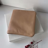 ☆  COSMIC WONDER  /  Light leather bifold wallet (BEIGE) ☆