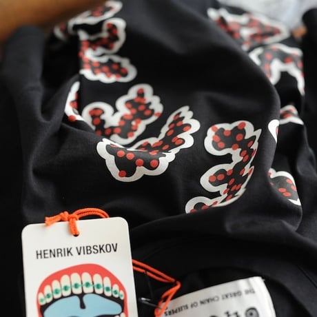 ★ 18SS NEW ! / HENRIK VIBSKOV - SLEEPER TEE (BLACK) ★