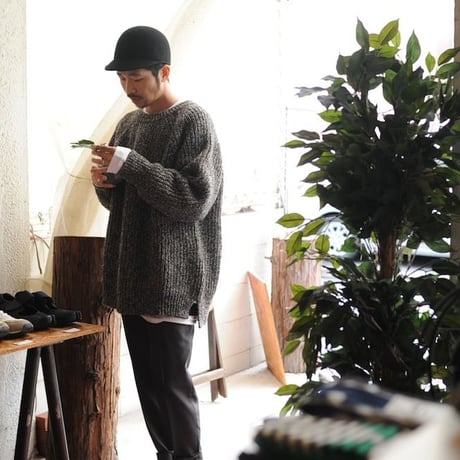 o project / loose fit chunky crew (ecru/gray)