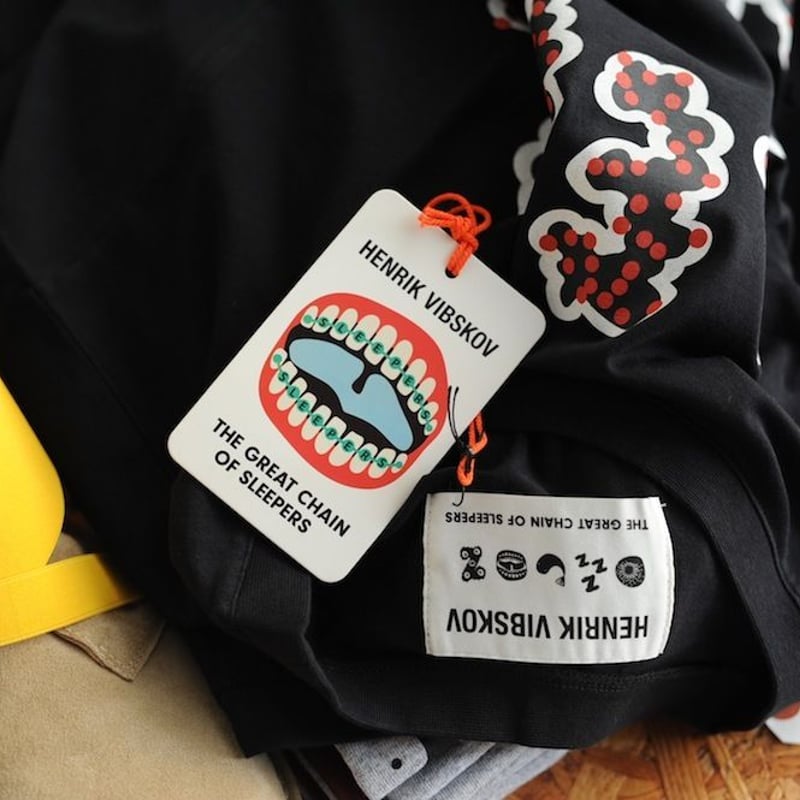 ☆ 18SS NEW ! / HENRIK VIBSKOV - SLEEPER TEE (BL ☆ 18SS NEW ! / HENRIK VIBSKOV - SLEEPER TEE (BL