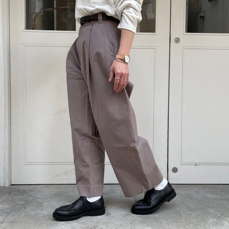☆  SS21 / STUDIO NICHOLSON  /  SORTE － PEACHED COTTON TWILL CLASSIC VOLUME PLEAT PANTS (CLAY) ☆