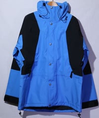 THE NORTH FACE 1994 RETRO FUTURELIGHT MOUNTAIN JACKET Clear Light Blue Size Mens L/ Woman XL