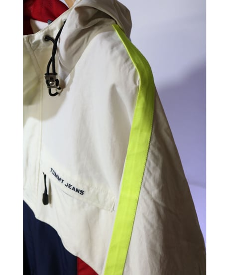 【古着】TOMMY JEANS NYLON PULLOVER ANORAK JACKET White Size XXL