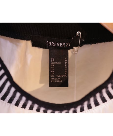 【古着】FOREVER 21 NYLON TOP USA White Size S