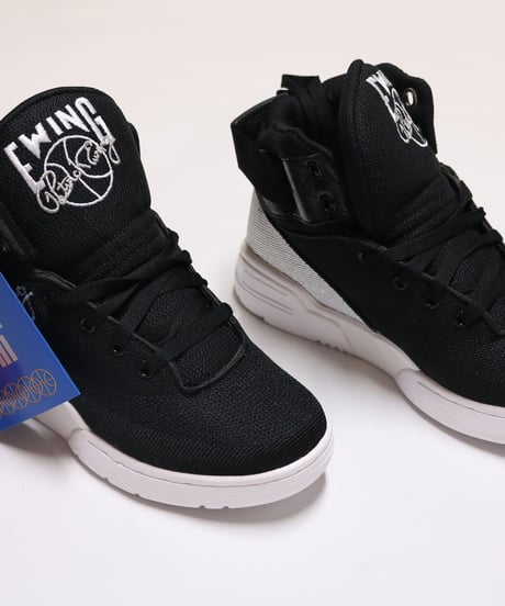 EWING ATHLETICS 33 HI BLACK/WHITE "SPEEDWEAVE"
