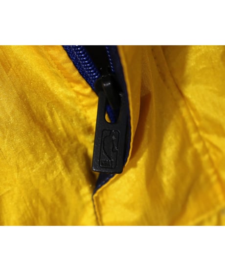 【古着】NBA GOLDEN STATE WARRIORS NYLON PULLOVER Navy/Yellow Size Youth XL