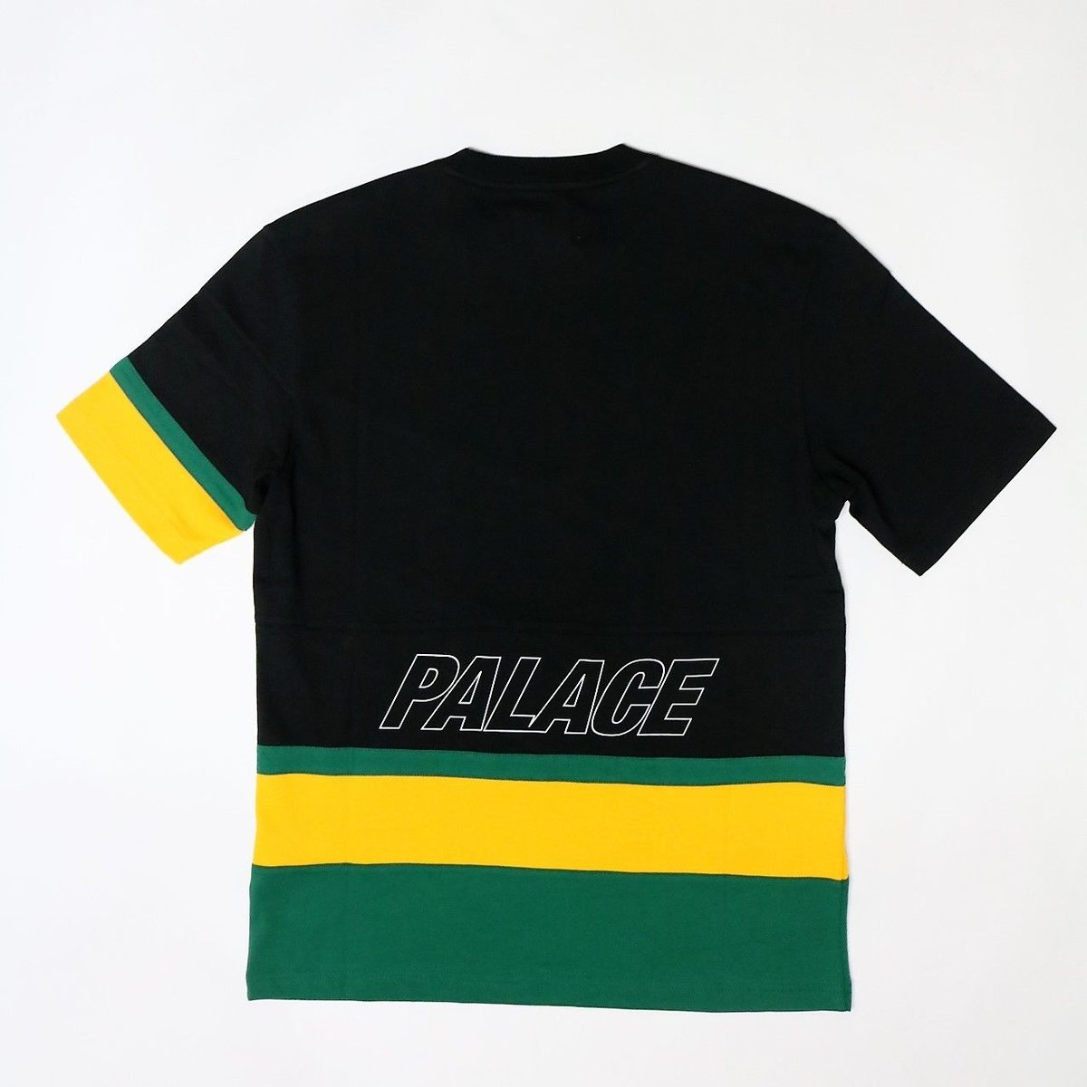 R*l様 palace skateboards トライアングル　カラビナ palace skateboards トライアングル カラビナ - メルカリ