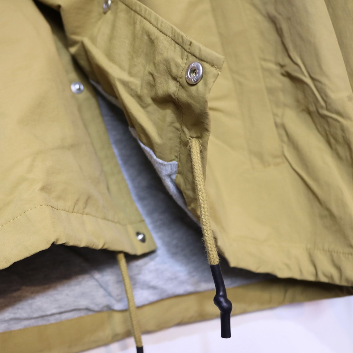 PALACE x STELLA ARTOIS COACH JACKET Yellow Siz