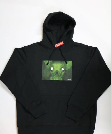 SUPREME  シュプリーム　プルパーカー　黒　ブラック　Lサイズ