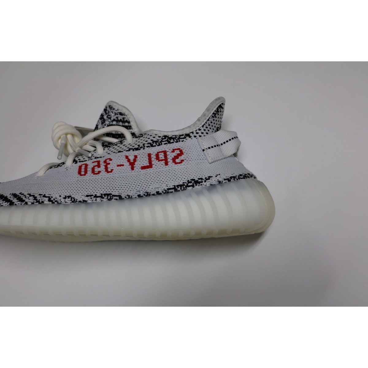 adidas Originals yeezy boost 350 V2 ZEBRA DESIG