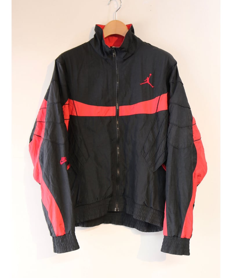古着】NIKE AIR JORDAN NYLON JACKET Black/Red Size 古着】NIKE AIR JORDAN NYLON JACKET Black/Red Size