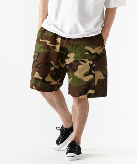 FAT　DEFCON　ショートパンツ　ハーフパンツ WOODLAND  迷彩　カモ  ファットサイズ