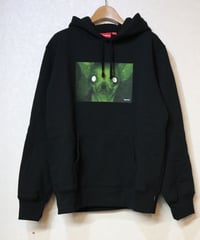 SUPREME  シュプリーム　プルパーカー　黒　ブラック　Lサイズ