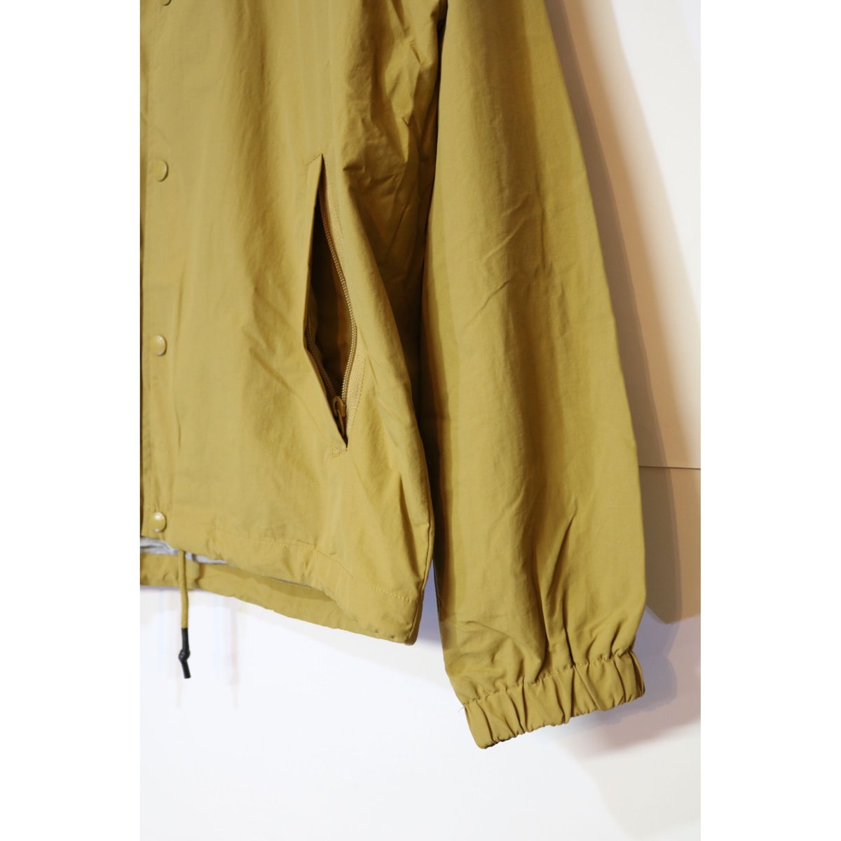 ジャケット・アウター PALACE STELLA ARTOIS CHORE JACKET Palace x Stella Artois Court Jacket White Men's - SS24 - US