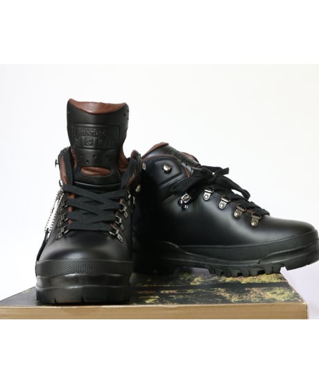 Timberland  Supreme World Hiker Front Country Boot black full grain Size 27cm