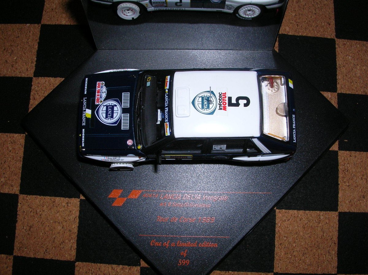 ランチャデルタ ランチア デルタ 1992年式モデル HFインテグラーレ